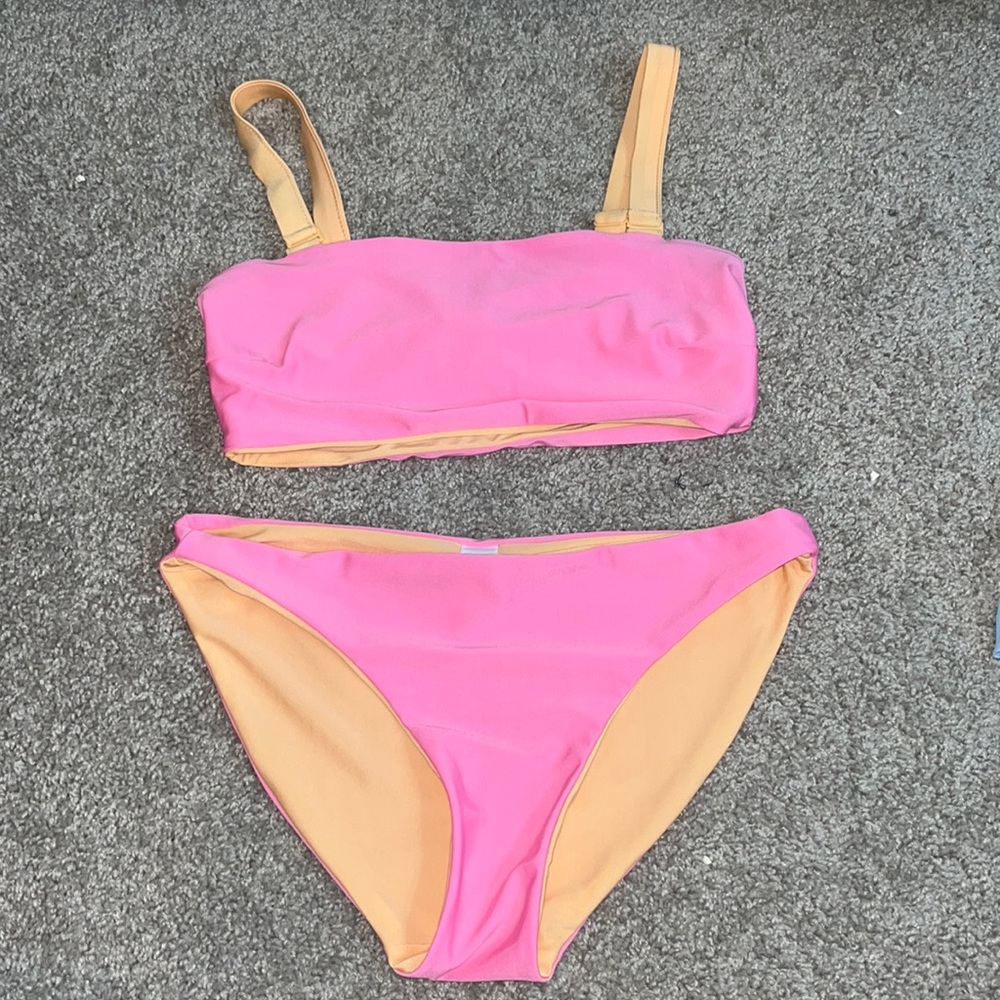 Old Navy Reversible Bikini!!